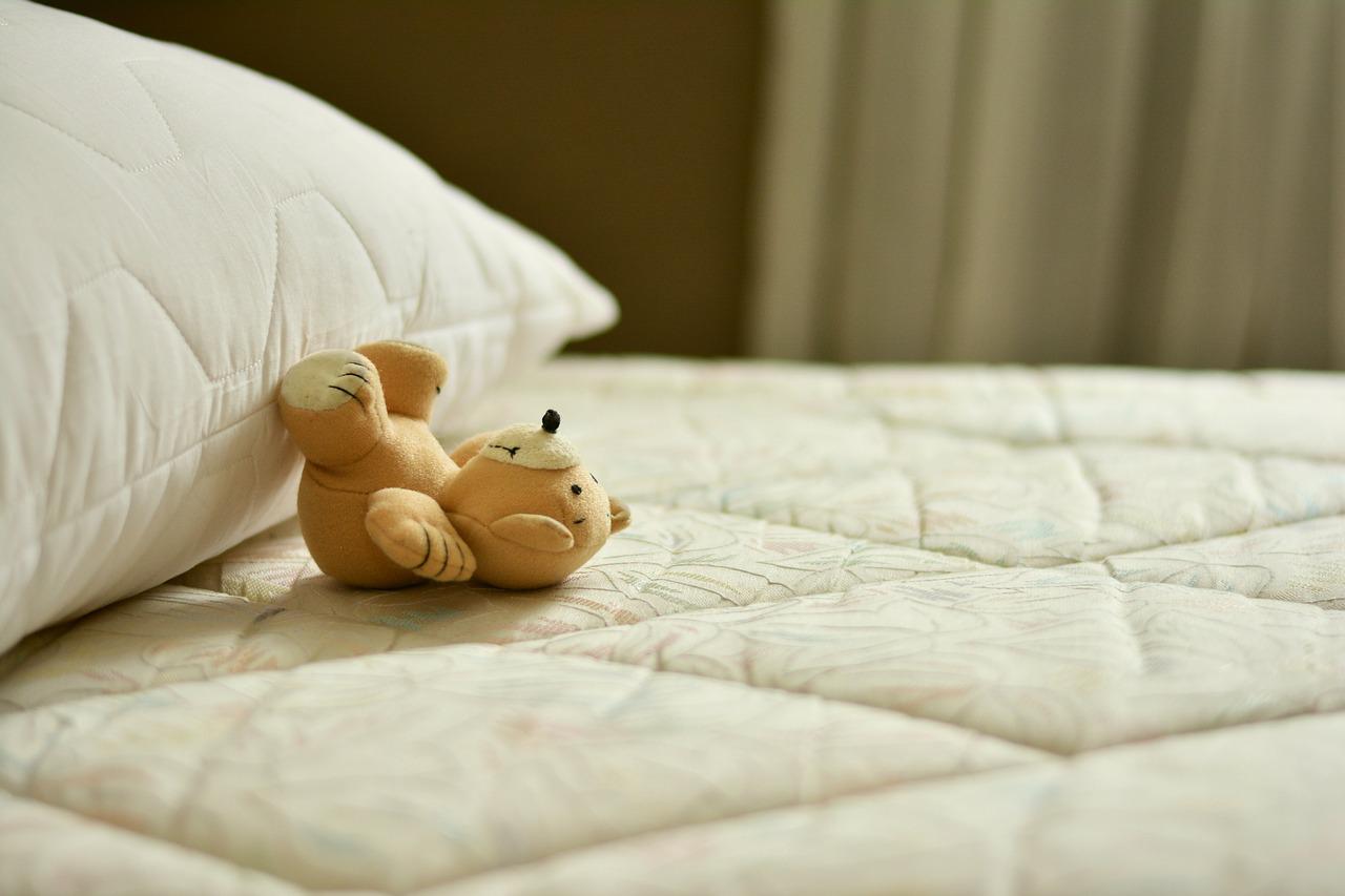 ▷ Cómo limpiar un colchón: pasos y trucos
