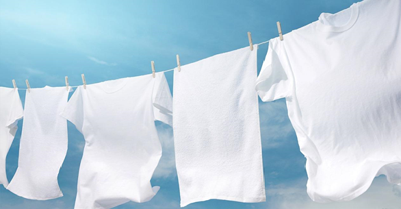 ¿Ropa de cama amarillenta? ¡Haz que vuelva a lucir blanca!